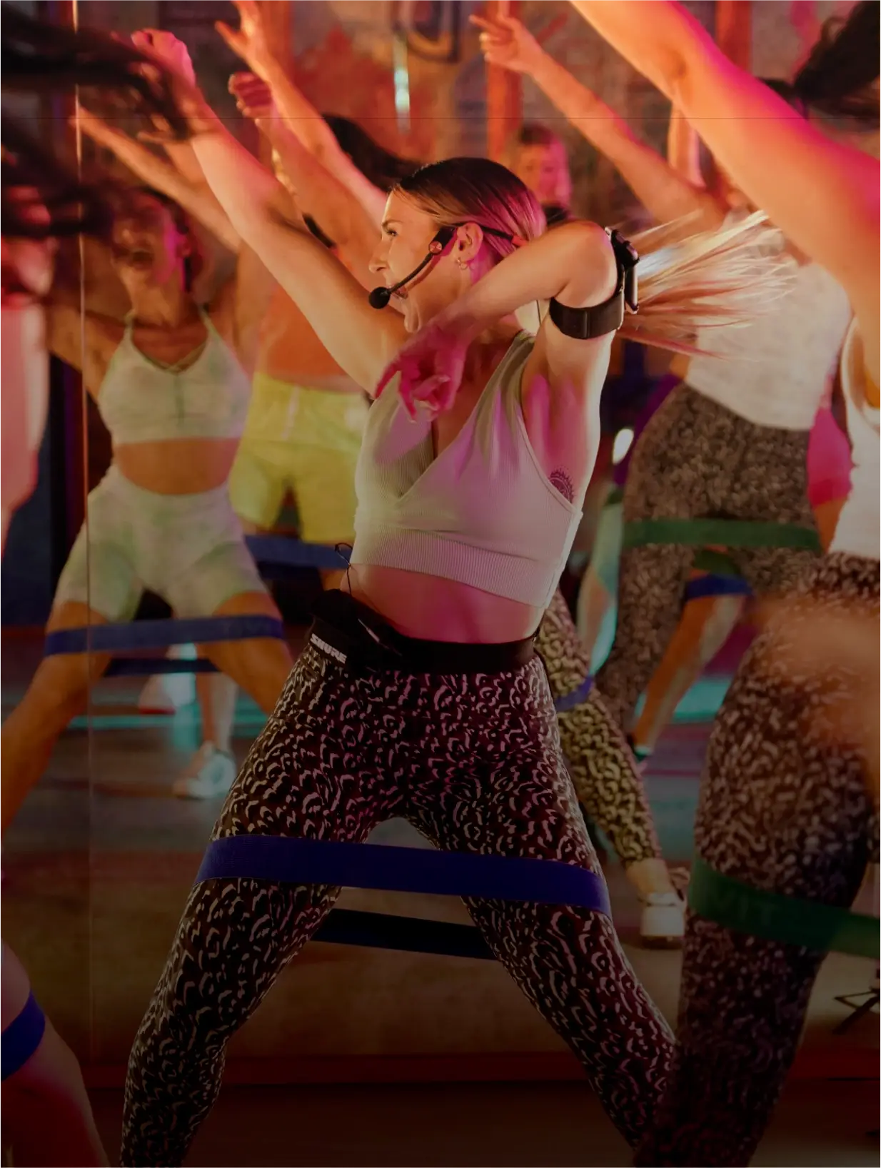 692659f1b976b7d1bec3a75b tu primera vez hero background